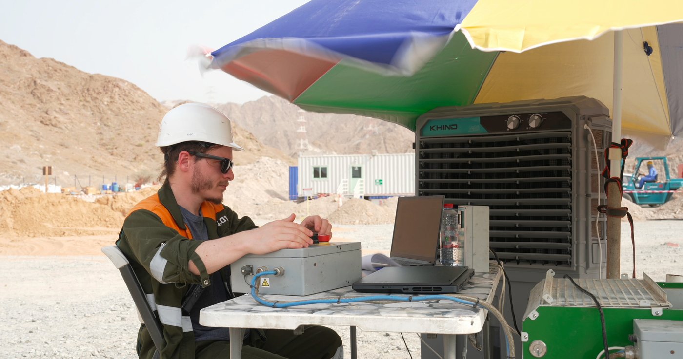A geologist testing for carbon mineralization at the 44.01 pilot site.